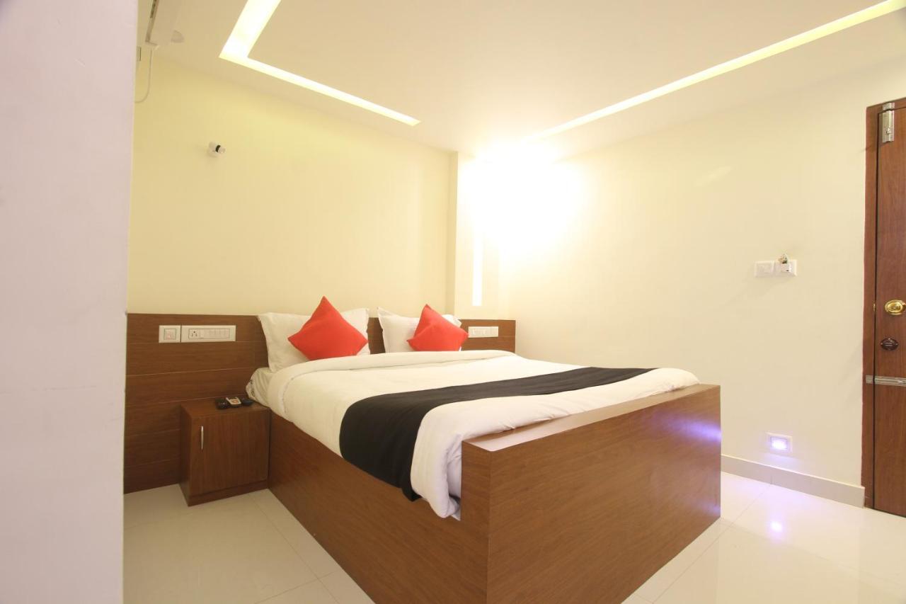 Divines Business Hotel Kuzhittura Экстерьер фото
