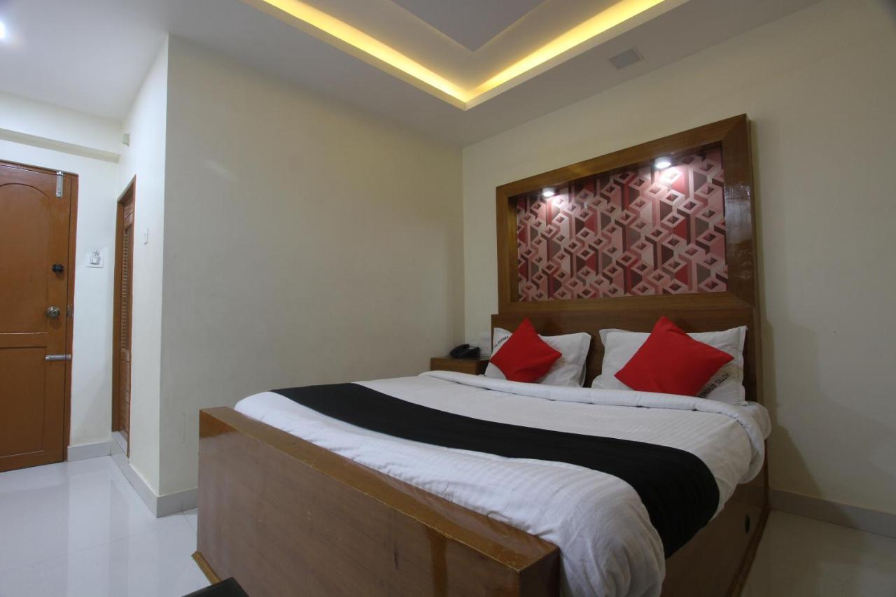 Divines Business Hotel Kuzhittura Экстерьер фото