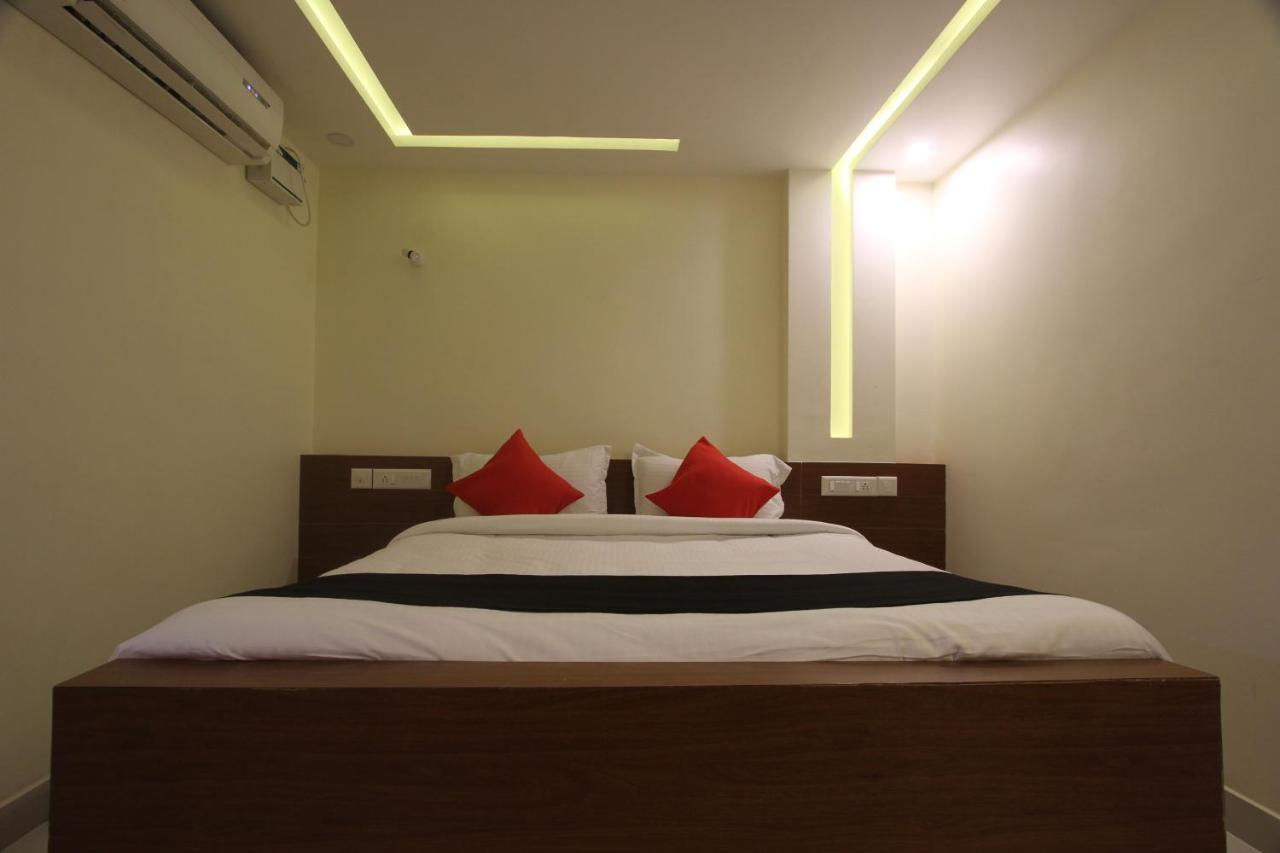 Divines Business Hotel Kuzhittura Экстерьер фото